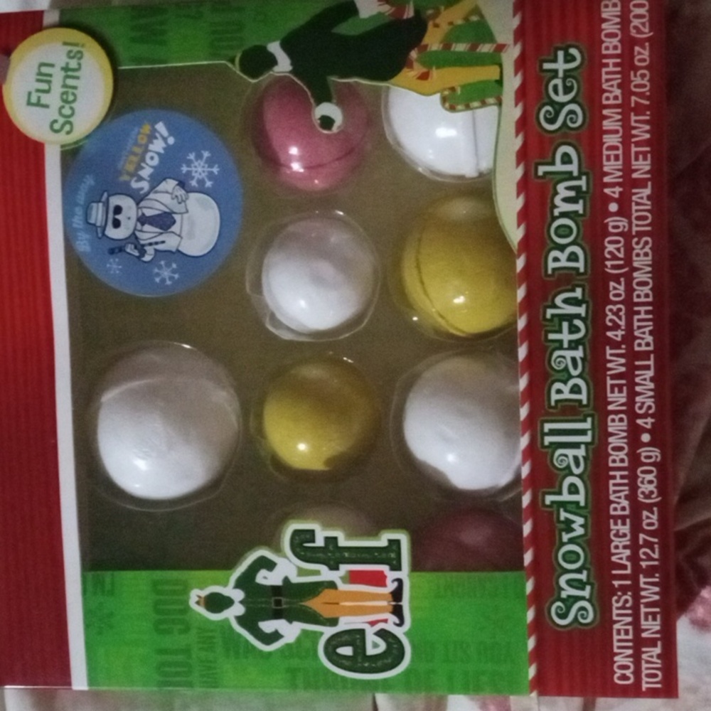 Elf Snowball bath Bomb Set